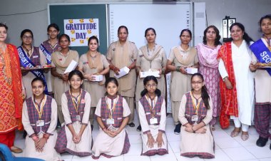 डीएवी स्कूल नोएडा ने मनाया आभार दिवस