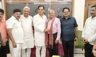 उत्तर प्रदेश उद्योग व्यापार मंडल ने किया नवनियुक्त पदाधिकारियों का परिचय सम्मेलन