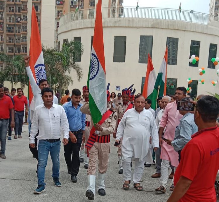 गोल्फसिटी सेक्टर-75 में हर्षोल्लास से मनाया गया स्वतंत्रता दिवस