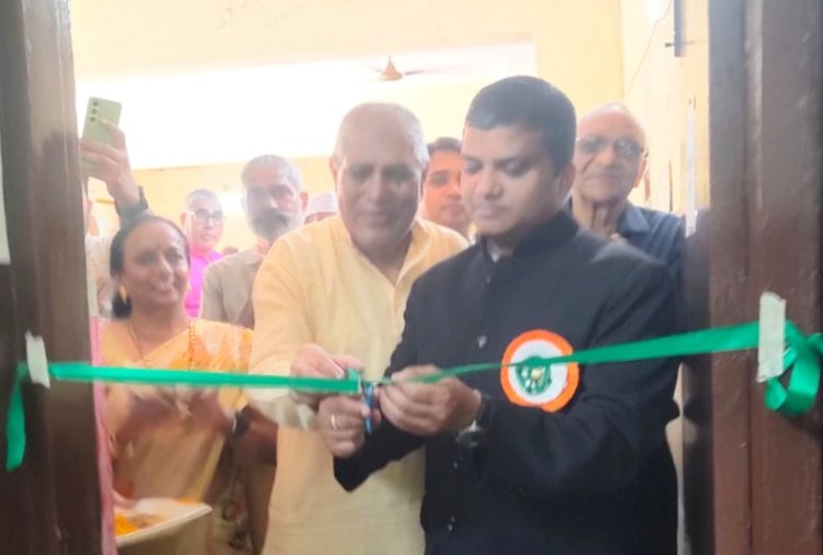 नोएडा लोकमंच ने स्वतंत्रता दिवस के अवसर पर की फिजियोथैरेपी सेंटर की शुरुआत