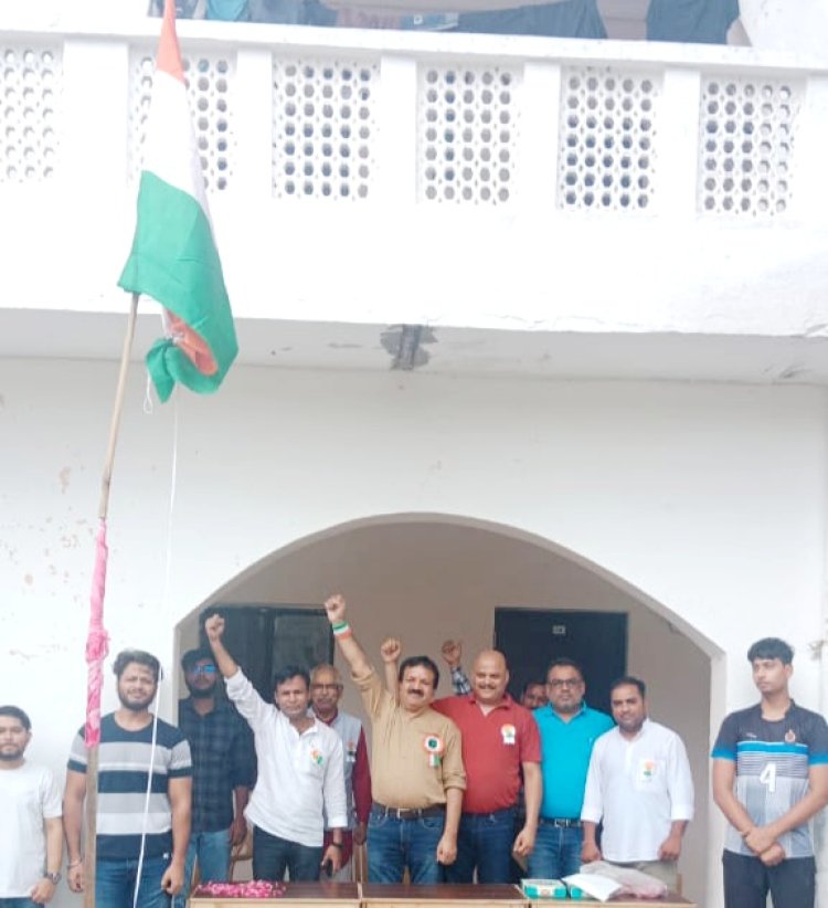 पेइंग गेस्ट हाउस ओनर्स वेलफेयर एसोसिएशन ने हर्षोल्लास के साथ मनाया स्वतंत्रता दिवस