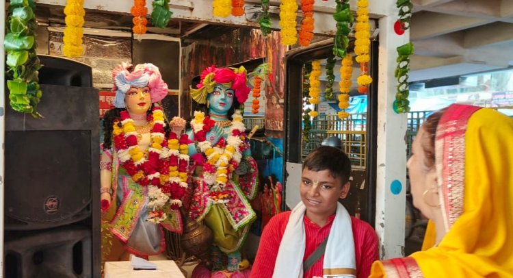 श्रीकृष्ण जन्माष्टमी के उपलक्ष्य में इस्कॉन नोएडा ने शोभा यात्रा का किया  आयोजन