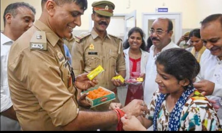 अपना घर आश्रम में रक्षाबंधन का पर्व बड़े ही हर्षौल्लास के मना