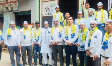 आम आदमी पार्टी के जिला अध्यक्ष राकेश अवाना की अध्यक्षता में मासिक बैठक सम्पन्न