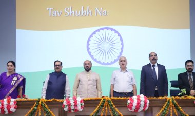 शारदा विश्वविद्यालय आगरा में प्रथम दीक्षारंभ कार्यक्रम का हुआ आयोजन