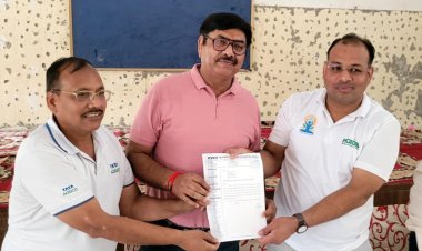 आरडब्ल्यूए 55 पदाधिकारियो ने नोएडा प्राधिकरण के समस्त विभागों के अधिकारियों को सेक्टर की समस्याओं से कराया अवगत