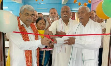 निठारी लाइब्रेरी में हुआ फ्री कंप्यूटर एजुकेशन सेंटर का उद्घाटन