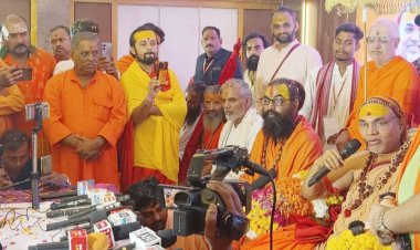 शंकराचार्य स्वामी अविमुक्तेश्वरानंद सरस्वती जी ने सुरू किया गौ ध्वज स्थापना भारत यात्रा