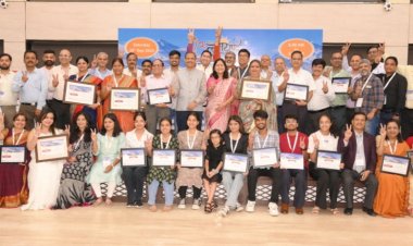 एजुकेशनल एक्सीलेंस समिट और सम्मान समारोह का हुआ आयोजन