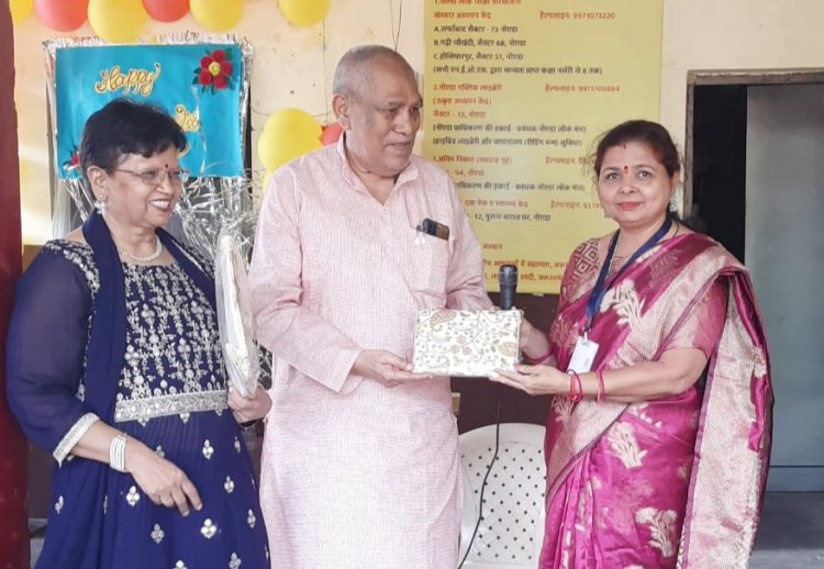 नोएडा लोक मंच द्वारा संचालित संस्कार अध्ययन केंद्रों का संयुक्त शिक्षक दिवस समारोह संपन्न