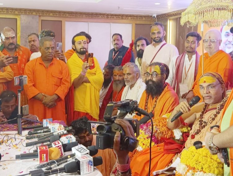 शंकराचार्य स्वामी अविमुक्तेश्वरानंद सरस्वती जी ने सुरू किया गौ ध्वज स्थापना भारत यात्रा