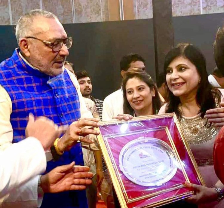 एसएफआई ने उत्तर प्रदेश इंटरनेशनल ट्रेड शो 2024 में प्रस्तुत किया क्रिएटिव कलेक्शन