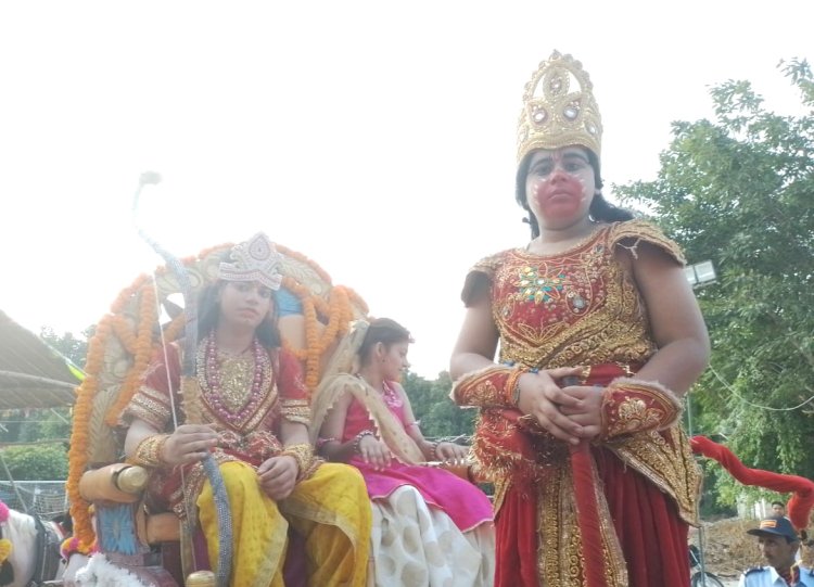 बजरंग रामलीला समिति ने निकाली शोभायात्रा 