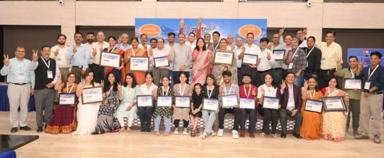 एजुकेशनल एक्सीलेंस समिट और सम्मान समारोह का हुआ आयोजन