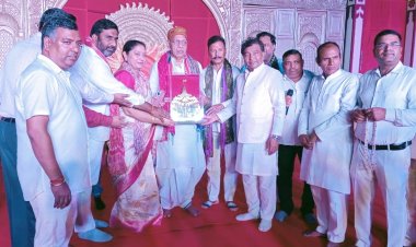 रामलीला एक ऐसा मंच है, जिसे पूरे परिवार के साथ बैठकर देख सकते हैं: अनिल सिंह