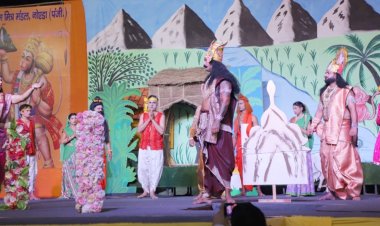 श्री राम मित्र मंडल द्वारा आयोजित रामलीला के कलाकारों ने सभी का मनमोहा