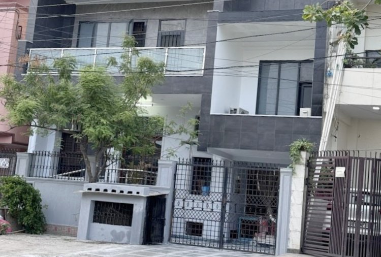 मासूम बच्चे के इलाज में लापरवाही का आरोप, सीएमओ से की शिकायत 