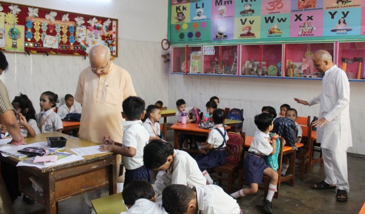 त्रिदिवसीय केंद्रीय अधिकारी प्रवास में विद्या भारती के सह संगठन मंत्री यतींद्र का रहा प्रवास