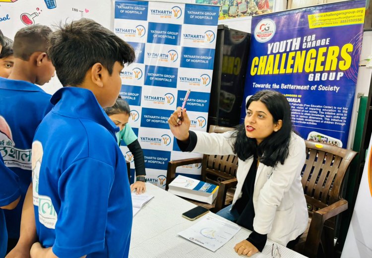 चैलेंजर्स ग्रुप ने 200 बच्चों को वितरित की हाइजीन किट