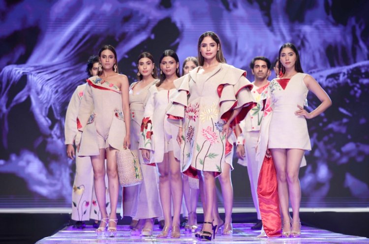 सत्यम फैशन इंस्टीट्यूट ने किया डिज़ाइन रचनात्मकता 'सत्यम्स तृप्तिक 2025' का भव्य आयोजन