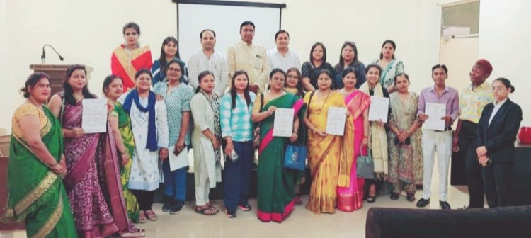 IIMT मे हुआ सर्वाइकल कैंसर पर विचार गोष्ठी का आयोजन 