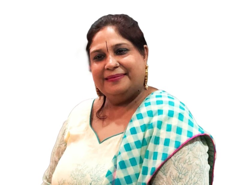 The Digital Era’s Divine Guide Touching Lives Worldwide with Tarot and Numerology : Pooja Verma