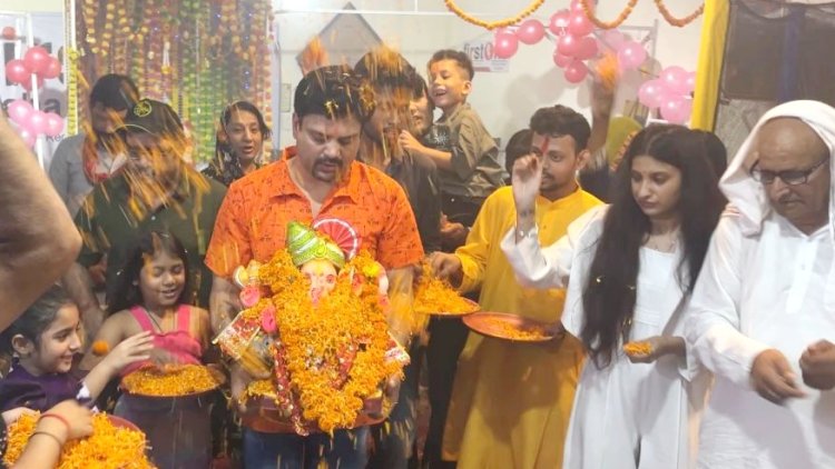 फ़र्स्टवन एवं विन्सम परिवार ने मिलकर किया गणेश विसर्जन