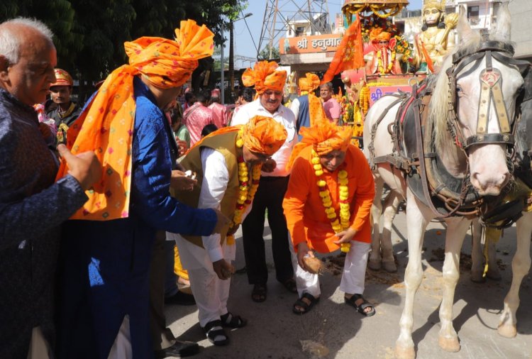 श्रीराम बारात शोभायात्रा का भव्य आयोजन, नगरवासियों ने जगह-जगह किया स्वागत