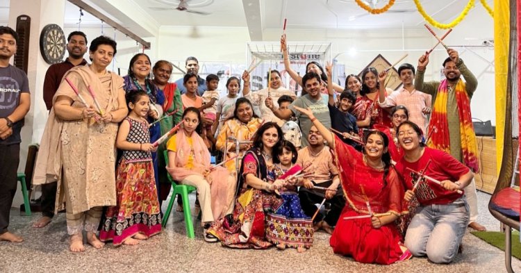फर्स्टवन रिहैब फाउंडेशन के दिव्यांग बच्चों ने माता की चौकी और गरबा से मचाई धूम