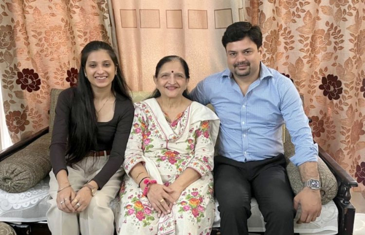 भारत में फ़िज़ियोथेरेपी की राह बनाने वाली डॉ. सुनीता सूद से फ़र्स्टवन टीम की प्रेरणादायी भेंट