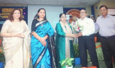 एस.एन. गंजू मेमोरियल इंग्लिश वाद-विवाद प्रतियोगिता का हुआ आयोजन