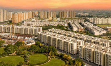 वेव सिटी के विकास कार्यों में आई तेजी