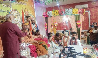 गो विधायकों का शंकराचार्य ने कराया सपथ ग्रहण समारोह