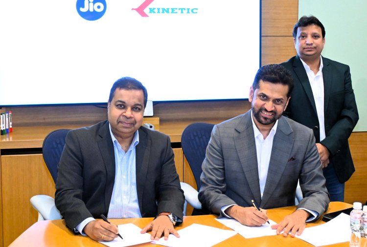 Kinetic Watts & Volts Joins Hands with Jio Things to Build India’s Next-Gen Connected EVs