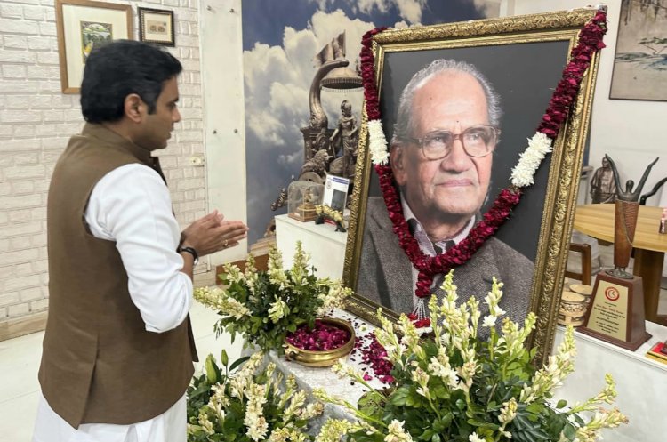 प्रसिद्ध मूर्तिकार पद्मभूषण स्वर्गीय राम सुतार जी को नोएडा विधायक ने दी श्रद्धांजलि