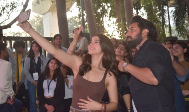 विशतिज कार्निवल के दौरान 'दिल्ली का दिल' गीत का जोशीला एवं रंगीन प्रमोशन आयोजित