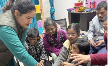 फस्ट रिहैब  फाउंडेशन के बच्चों ने कुछ ऐसे मनाया महिला दिवस