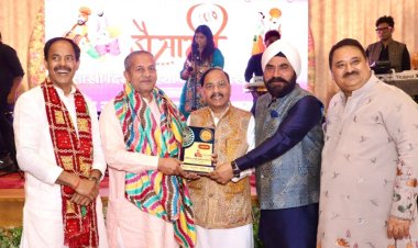 नोएडा पंजाबी समाज ने हर्षोल्लास से मनाया वैशाखी उत्सव