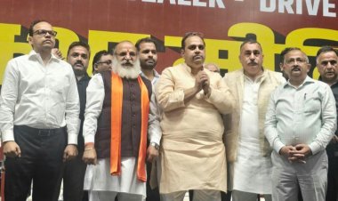 दिल्ली में ई-रिक्शा का रजिस्ट्रेशन 15 मई से शुरू : डॉ. पंकज सिंह