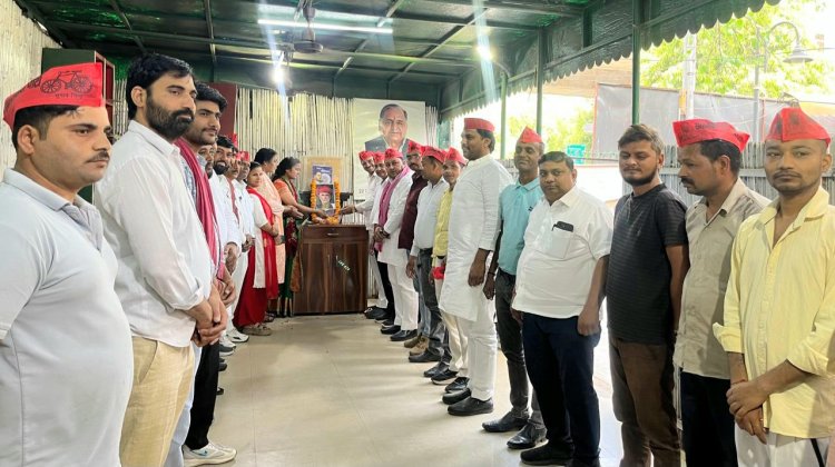 महात्मा ज्योतिराव गोविंद राव फूले जी की जयंती धूमधाम से मनाई