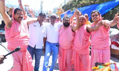 भगवान अनंतनाथ के जन्म कल्याणक महोत्सव पर मसूरी में निकली भव्य शोभायात्रा