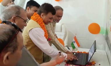 डिजिटलाइज़ेशन से भारत में रोज़गार और उद्यमिता के अवसर बढ़ रहे हैं - डॉ. हरीश यादव