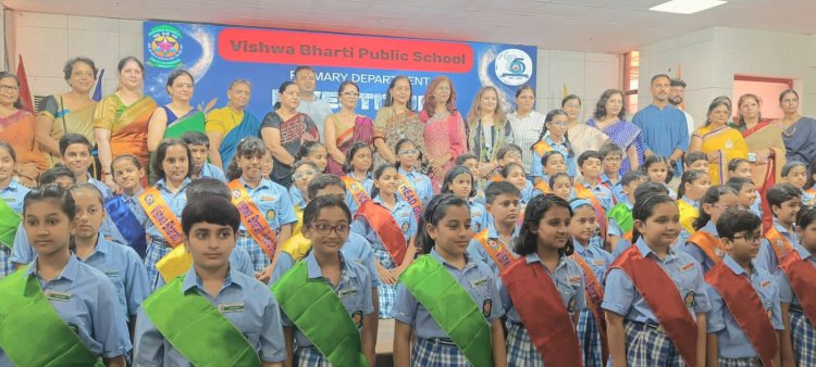 विश्व भारती पब्लिक स्कूल में हुआ प्राइमरी के मेधावी छात्रो का सम्मान एवं अलंकरण समारोह 