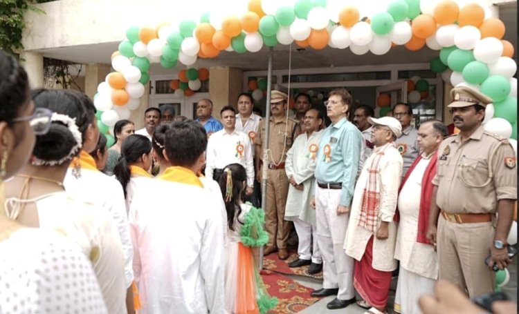 सेक्टर-55 में हर्षोल्लास के साथ मनाया गया स्वतंत्रता दिवस