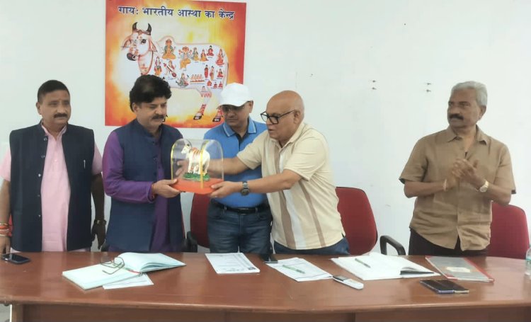 श्रीजी गौ सदन में हुई वार्षिक आम सभा एवं गौवंश स्थल का निरीक्षण